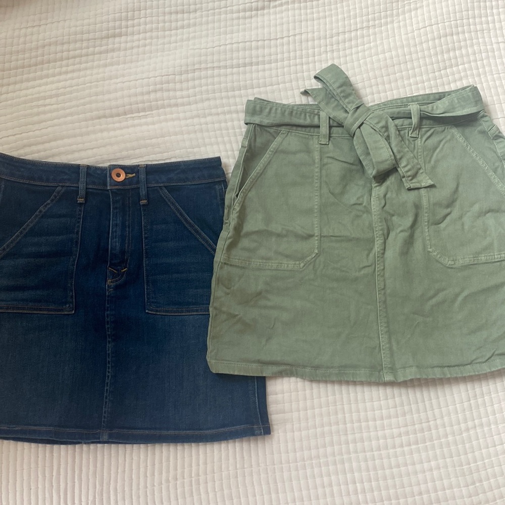 Set of 2 vineyard vines skirts!